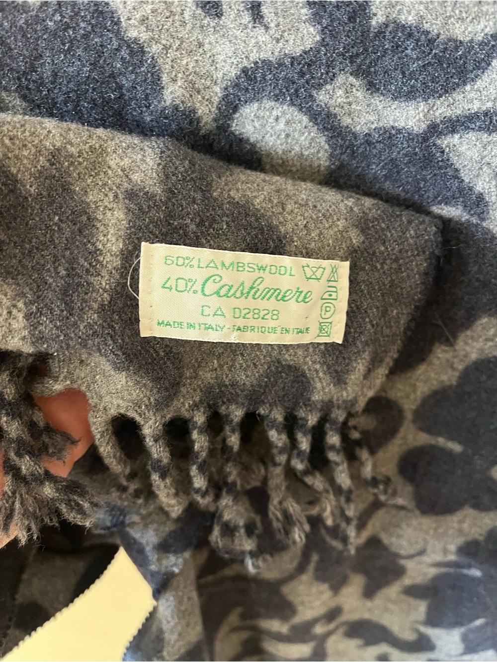 Italian Lambswool and Cashmere Scarf